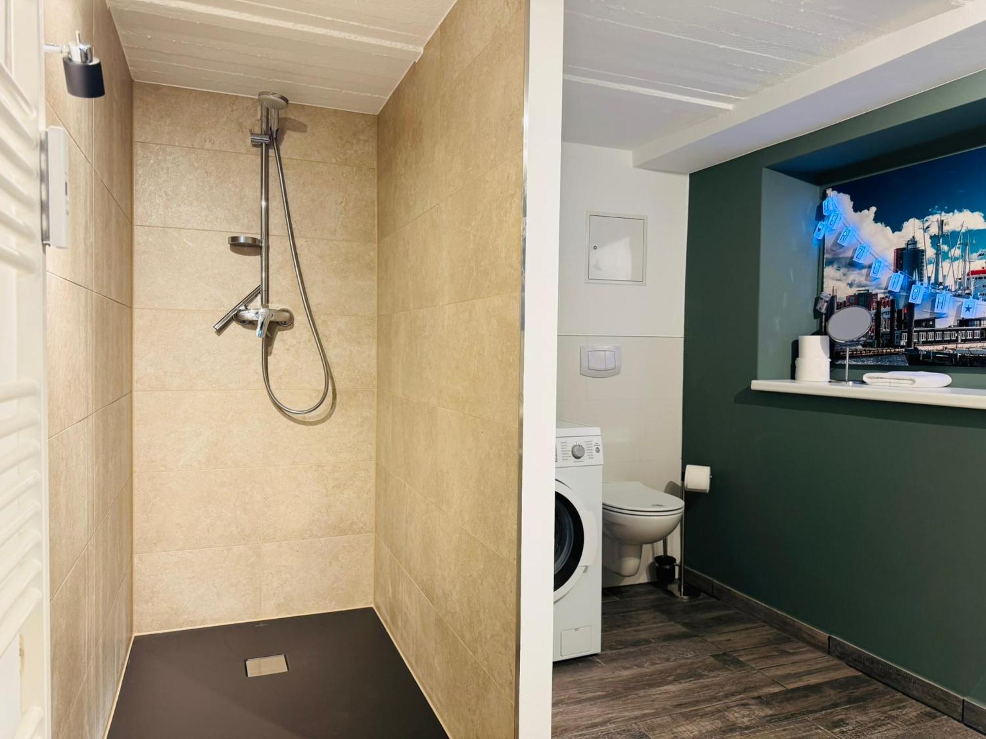 Urban Stay Hamburg - Apartments "Backbord" & "Steuerbord Mit Sauna" エクステリア 写真